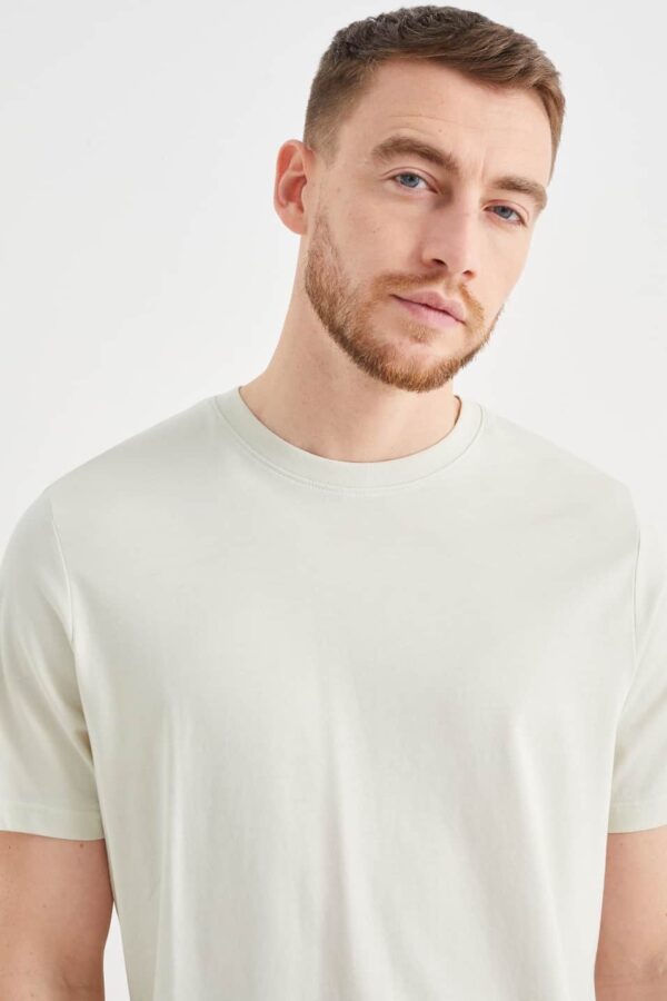 C&A Classic T-Shirt - Image 3